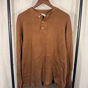 Cabela's Men's Long Sleeve Brown Henley Shirt